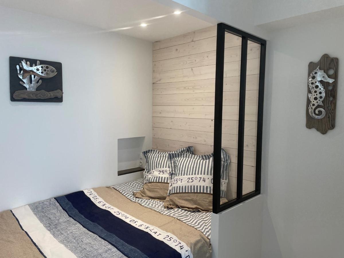 Le Petit Navire Apartment Ла Флот Екстериор снимка