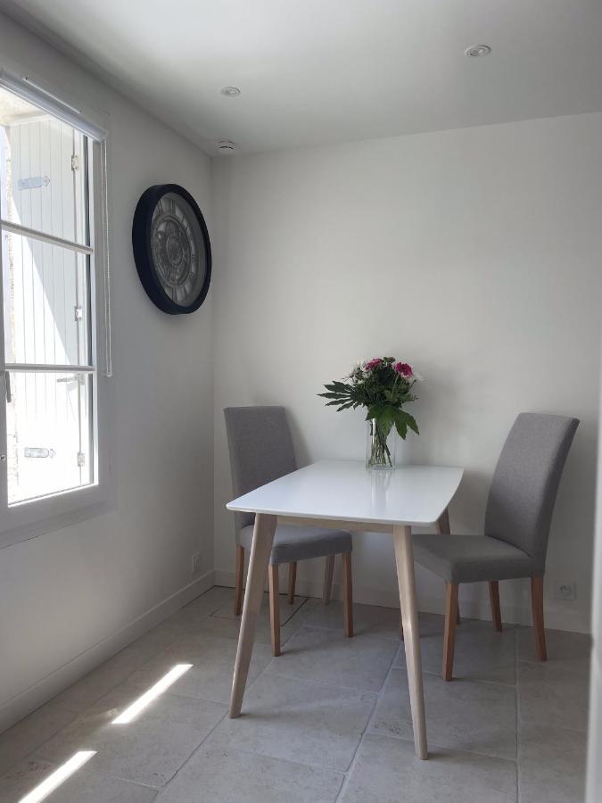Le Petit Navire Apartment Ла Флот Екстериор снимка