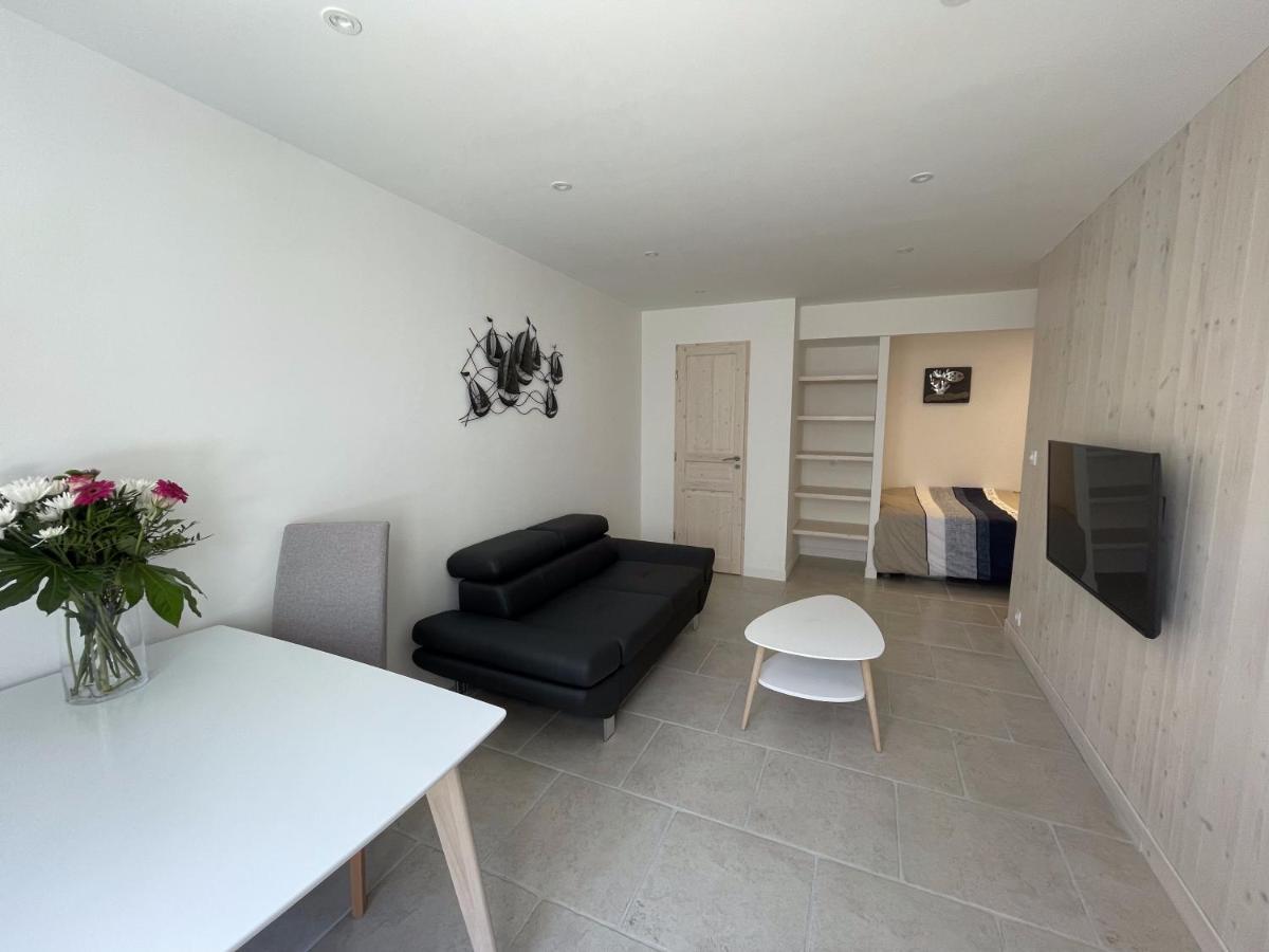 Le Petit Navire Apartment Ла Флот Екстериор снимка